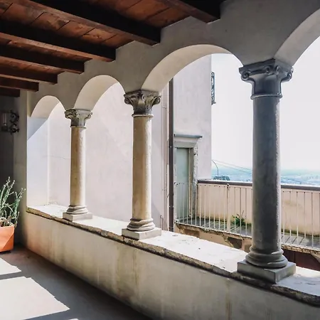 La Loggia Sulle Mura Apartment